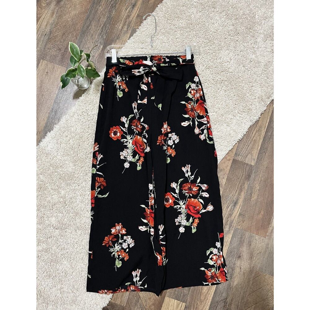Altar'd State Medium Black Floral High Waisted Cropped Wide Leg Palazzo Pants